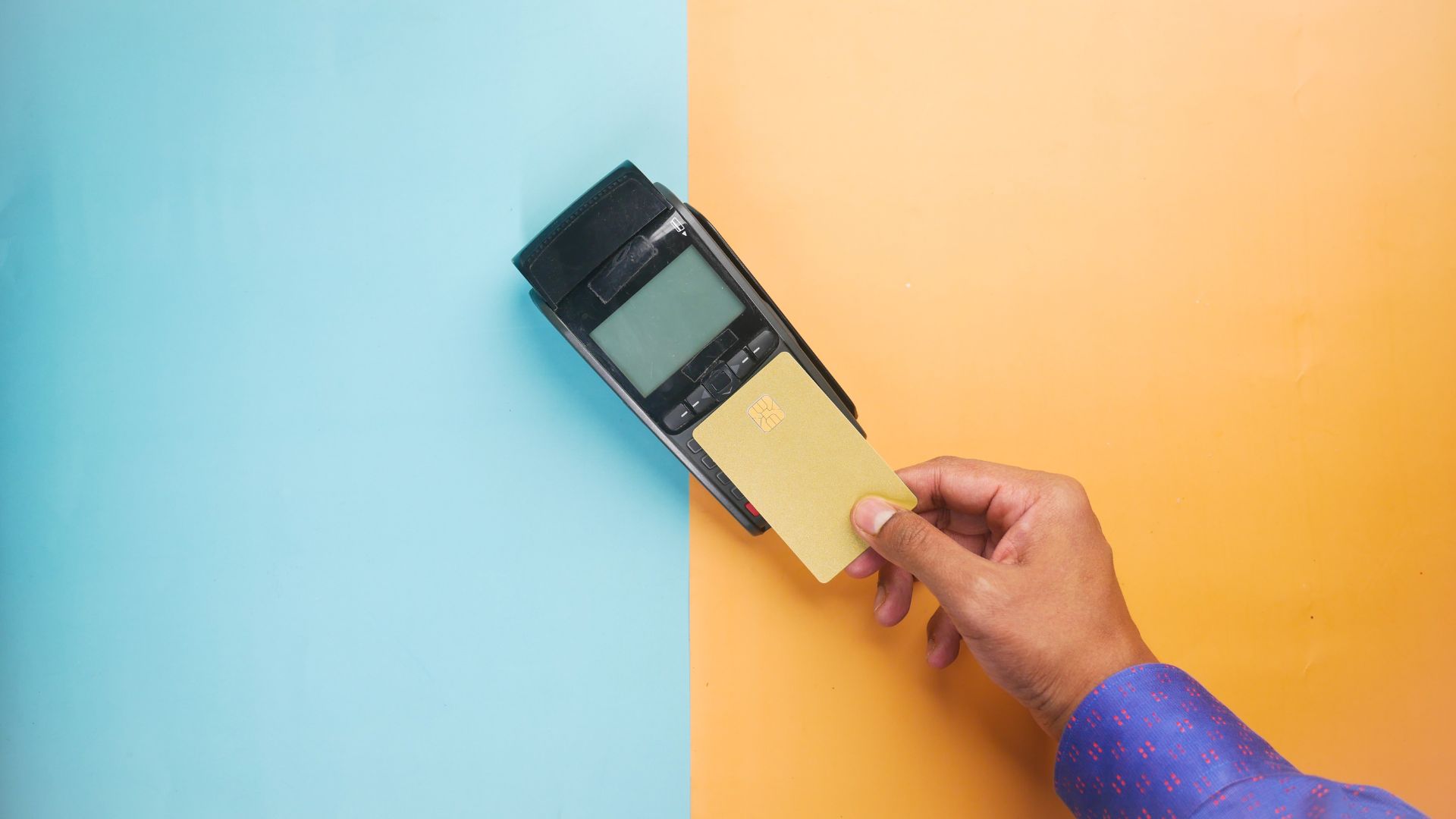 How to Use a Virtual Card With Apple Pay